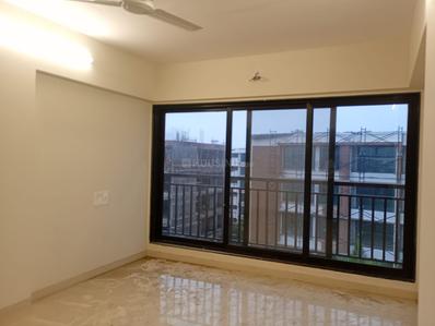 Bedroom Image of 680 Sq.ft 2 BHK Apartment / Flat for rent in Neumec Niwara, Vile Parle East Mumbai for Rs. 76000