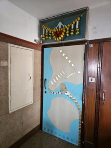 Main Entrance Image of 1350 Sq.ft 2.5 BHK Apartment / Flat for rent in Matunga East Mumbai for Rs. 125000