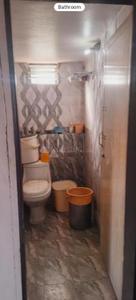 Bathroom Image of 500 Sq.ft 2 BHK Apartment / Flat for rent in Mahal Nagpur for Rs. 20000