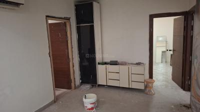Bedroom Image of 1500 Sq.ft 3 BHK Apartment / Flat for sale in Express Greens Phase 2, Vaishali Ghaziabad for Rs. 18500000
