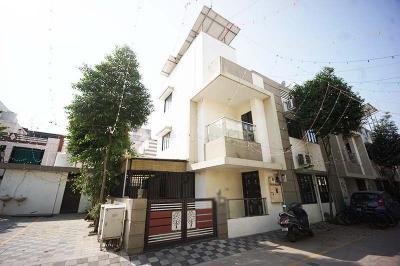 Main Entrance Image of 1350 Sq.ft 4 BHK Independent House for sale in Hanspura Ahmedabad for Rs. 22500000