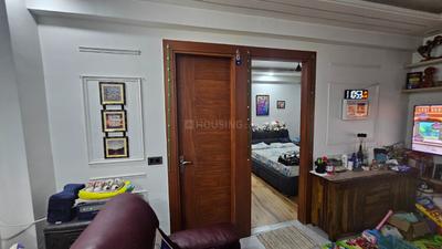 Living Room Image of 1500 Sq.ft 3 BHK Builder Floor for sale in Sector 104 Noida for Rs. 8500000