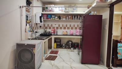 Kitchen Image of 810 Sq.ft 2 BHK Builder Floor for rent in Madhapur Hyderabad for Rs. 25000