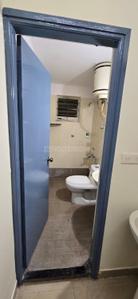Bathroom Image of 600 Sq.ft 1 BHK Apartment / Flat for rent in Sultanpalya Bengaluru for Rs. 16500