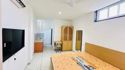 Bedroom Image of 712 Sq.ft 1 RK Builder Floor for rent in Indra Puri Colony Indore for Rs. 10000