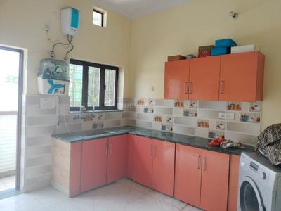 Kitchen Image of 1200 Sq.ft 2 BHK Builder Floor for rent in Panditwari Dehradun for Rs. 16000