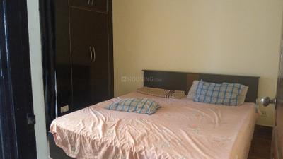 Bedroom Image of 825 Sq.ft 2 BHK Apartment / Flat for sale in Paras Tierea, Sector 137 Noida for Rs. 6900000