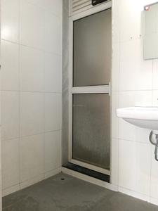 Common Bathroom Image of 900 Sq.ft 2 BHK Apartment / Flat for rent in Godrej Emerald, Kasarvadavali Thane for Rs. 27688
