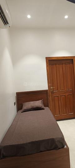 Janata hotel ke pass Bedroom 1