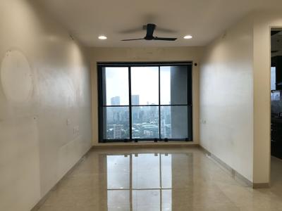 Living Room Image of 520 Sq.ft 2 BHK Apartment / Flat for sale in Shikara Heights, Sion Mumbai for Rs. 18000000