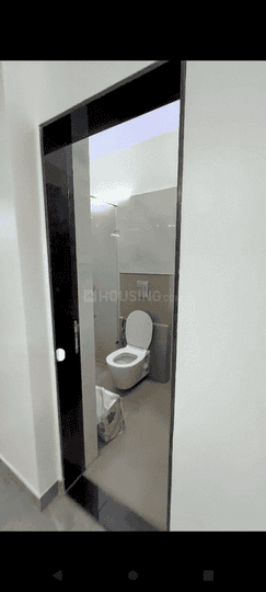 Estelle Bellagio Main Image 1