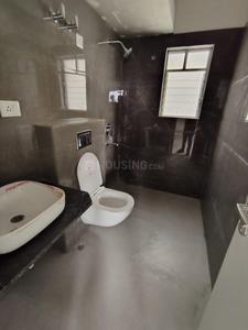 Bathroom Image of 1809 Sq.ft 4 BHK Apartment / Flat for sale in Srijan Natura Phase I, New Alipore Kolkata for Rs. 24500000
