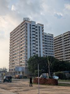 Image of 1200 Sq.ft 2 BHK Apartment / Flat for sale in Royal Crown, Vaishno Devi Circle, Ahmedabad for Rs. 8000000
