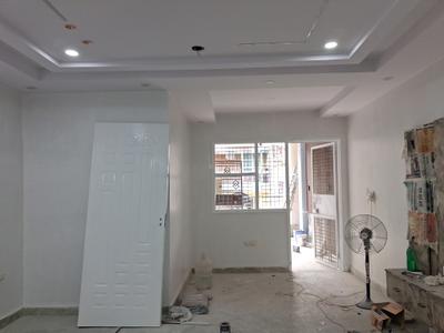 Living Room Image of 1500 Sq.ft 3 BHK Builder Floor for sale in Mansarover Garden New Delhi for Rs. 16500000