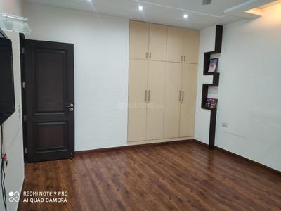 Bedroom Image of 2520 Sq.ft 4 BHK Builder Floor for sale in Punjabi Bagh New Delhi for Rs. 55000000