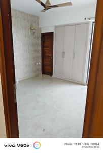 Hall Image of 1650 Sq.ft 3 BHK Apartment / Flat for rent in Metro Suites Glitz, Vasundhara Ghaziabad for Rs. 48000