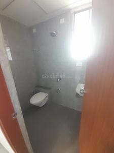 Bathroom Image of 1800 Sq.ft 3 BHK Apartment / Flat for rent in Bopal Ahmedabad for Rs. 28000
