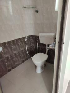 Common Bathroom Image of 860 Sq.ft 2 BHK Apartment / Flat for sale in KK Nagar Chennai for Rs. 10500000