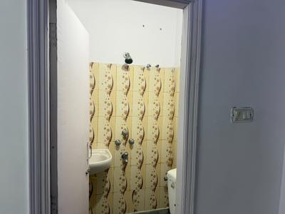 Bathroom Image of 1100 Sq.ft 3 BHK Builder Floor for sale in New Alipore Kolkata for Rs. 9755000