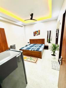 Bedroom Image of 593 Sq.ft 1 RK Independent House for rent in Sector 52 Gurgaon for Rs. 21000