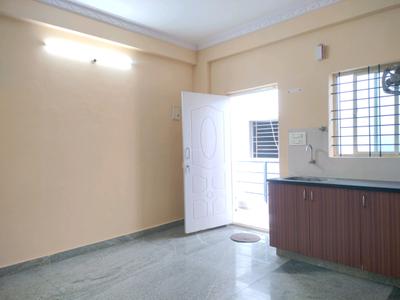 Living Room Image of 700 Sq.ft 1 BHK Independent House for rent in Bommanahalli Bengaluru for Rs. 16000