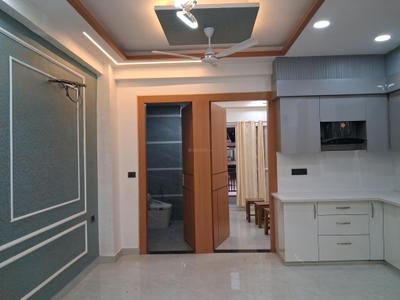 Living Room Image of 1050 Sq.ft 2 BHK Apartment / Flat for sale in Skyline Dev Residency, Sector 104 Noida for Rs. 4500000