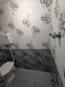 Bathroom Image of 1200 Sq.ft 2 BHK Builder Floor for rent in Indira Nagar Bengaluru for Rs. 32000