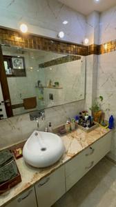 Bathroom Image of 2880 Sq.ft 4 BHK Builder Floor for sale in Rajouri Garden New Delhi for Rs. 55000000