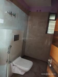 Bathroom Image of 750 Sq.ft 2 BHK Apartment / Flat for rent in Purti Aqua 2, Rajarhat Kolkata for Rs. 25000