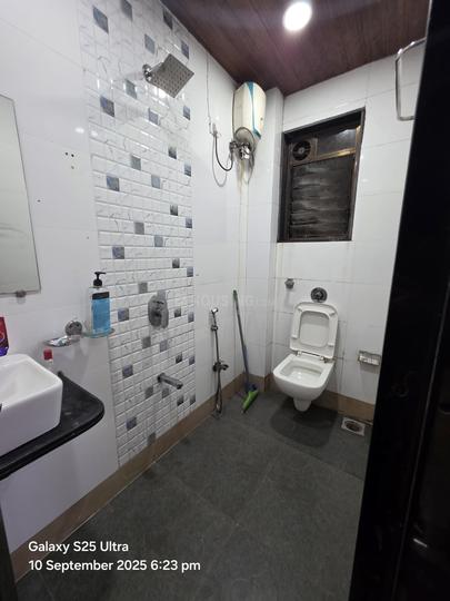 Sector 14, Kopar Khairane Bathroom 1