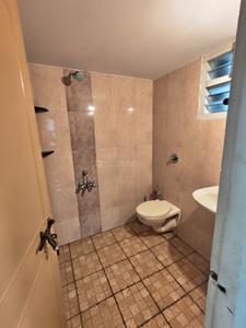 Bathroom Image of 1350 Sq.ft 2 BHK Apartment / Flat for rent in Bejai Mangalore for Rs. 22000