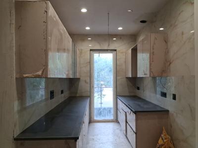 Kitchen Image of 900 Sq.ft 3 BHK Builder Floor for sale in Paschim Vihar New Delhi for Rs. 18000000