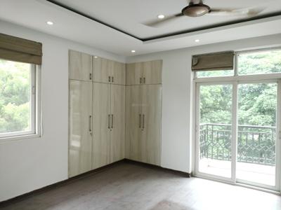 Bedroom Image of 2200 Sq.ft 4 BHK Apartment / Flat for sale in Beverly Park Apartments, Sector 22 Dwarka New Delhi for Rs. 59000000