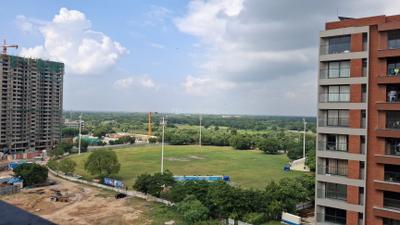 Image of 3260 Sq.ft 4 BHK Apartment / Flat for rent in Adani Paarijat, Shantigram, Ahmedabad for Rs. 127000