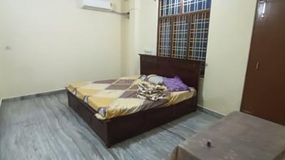 Bedroom Image of 1400 Sq.ft 2 BHK Builder Floor for rent in Sunderpur Varanasi for Rs. 23000