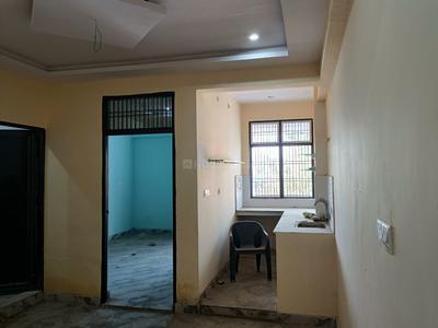 Hall Image of 810 Sq.ft 2 BHK Apartment / Flat for rent in Dubagga Lucknow for Rs. 8000