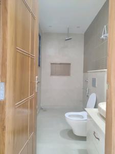 Common Bathroom Image of 2700 Sq.ft 4 BHK Builder Floor for sale in Sector 37 Faridabad for Rs. 32000000