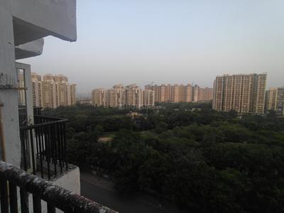 Balcony Image of 1600 Sq.ft 3 BHK Apartment / Flat for sale in Amrapali Platinum, Sector 119 Noida for Rs. 15500000
