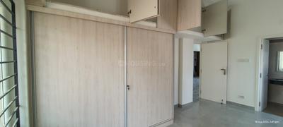 Bedroom Image of 1100 Sq.ft 2 BHK Apartment / Flat for rent in Thoraipakkam Chennai for Rs. 35000