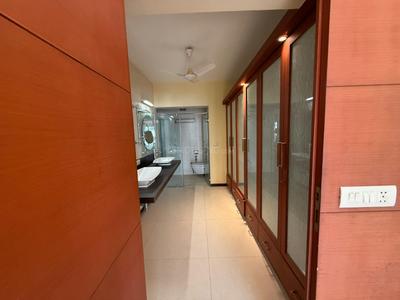 Image of 2200 Sq.ft 3 BHK Apartment / Flat for sale in Juhu, Mumbai for Rs. 120000000