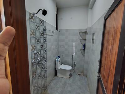Bathroom Image of 1200 Sq.ft 2 BHK Apartment / Flat for rent in Keshar Vihar Jaipur for Rs. 16000