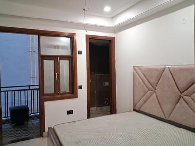 Bedroom Image of 1750 Sq.ft 4 BHK Apartment / Flat for sale in JMD Siddhi Vinayak, Sector 73 Noida for Rs. 8300000