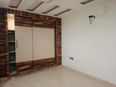 Bedroom Image of 1250 Sq.ft 3 BHK Builder Floor for rent in Sector 14 Gurgaon for Rs. 50000