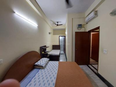 Bedroom Image of 1200 Sq.ft 1 BHK Apartment / Flat for rent in Sector 47 Noida for Rs. 25000