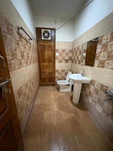 Bathroom Image of 2000 Sq.ft 2 BHK Builder Floor for rent in Ashiyana Lucknow for Rs. 20000