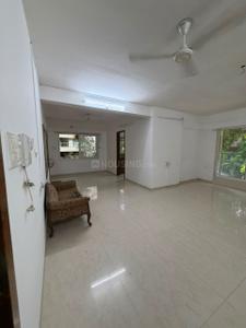 Living Room Image of 1400 Sq.ft 3 BHK Builder Floor for sale in Vile Parle East Mumbai for Rs. 67500000
