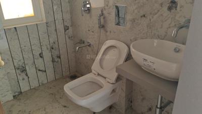 Image of 800 Sq.ft 2 BHK Apartment / Flat for sale in Vile Parle West, Mumbai for Rs. 29100000