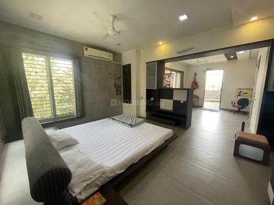 Bedroom Image of 7218 Sq.ft 7 BHK Villa for sale in KP Villas, Gokuldham Ahmedabad for Rs. 95000000