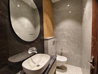 Bathroom Image of 5000 Sq.ft 6 BHK Independent House for sale in Gmada Aerocity Mohali for Rs. 70000000