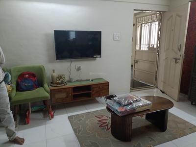 Living Room Image of 1100 Sq.ft 2 BHK Apartment / Flat for rent in Lunkad Goldcoast, Viman Nagar Pune for Rs. 50000